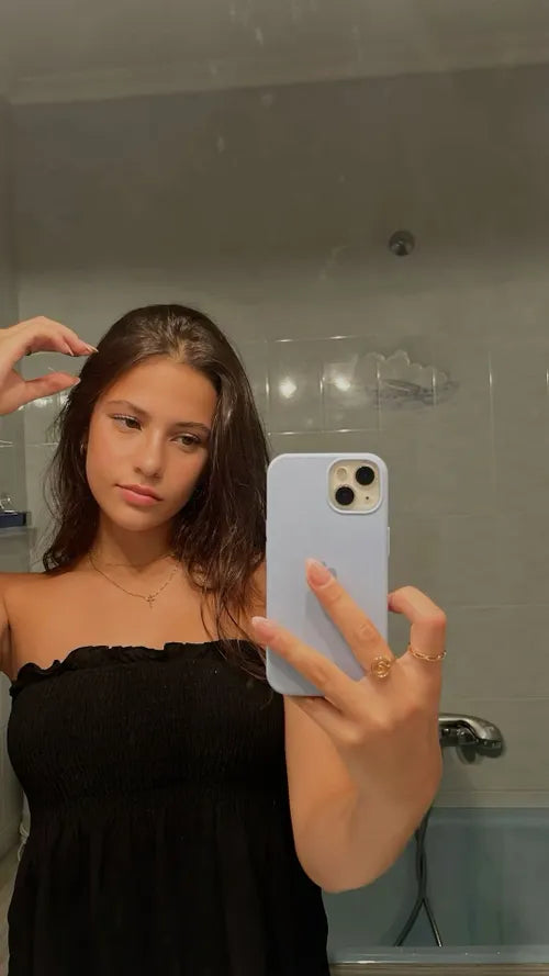 Riya, M